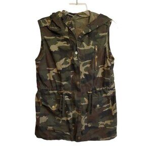 Zenana Outfitters Camouflage Utility Vest with Hood